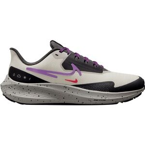 Nike womans Air Zoom Pegasus 39 Sneakers - Cream, Black, and Purple size 9